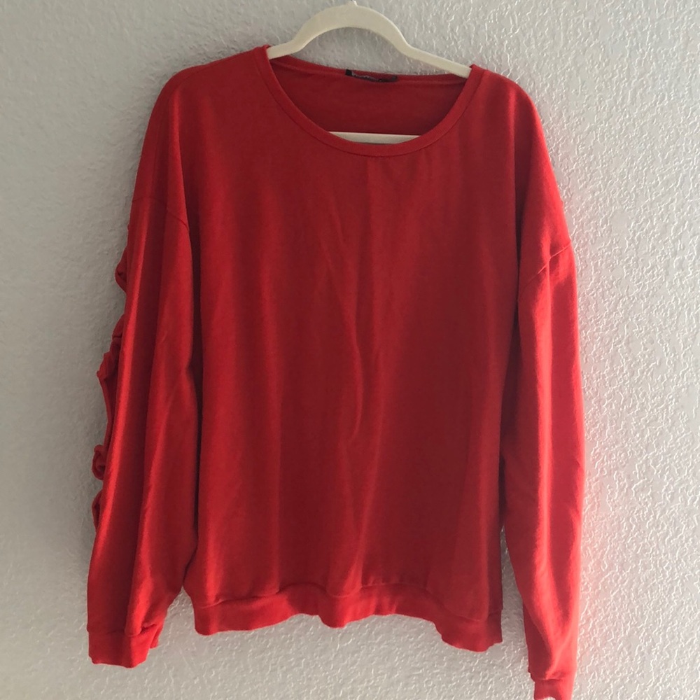 Red Boohoo Sweater